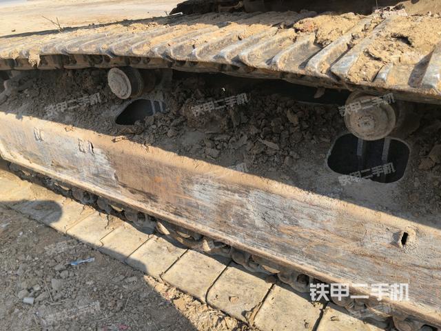 左側(cè)行走馬達(dá)蓋板（行走機(jī)構(gòu)）