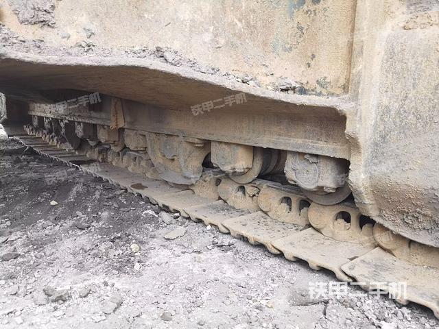 左導(dǎo)向輪（行走機(jī)構(gòu)）