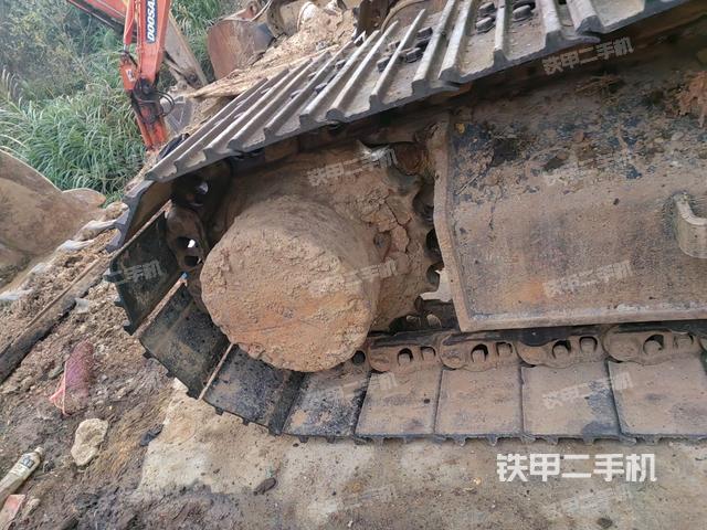 左托鏈輪和鏈筋(行走機(jī)構(gòu)) 左托鏈輪和鏈筋(行走機(jī)構(gòu))