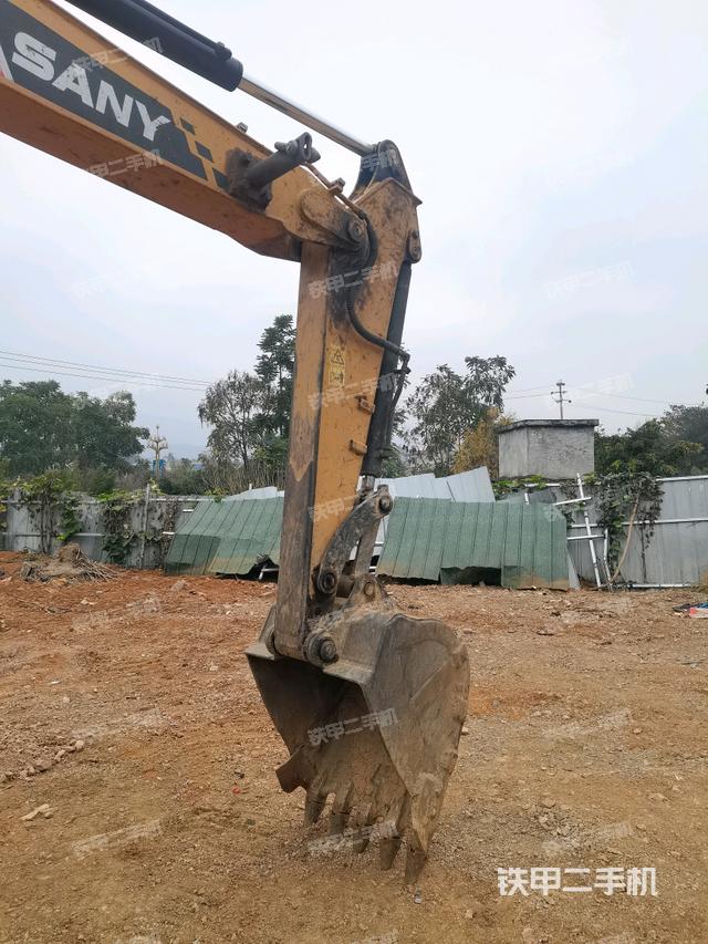 小臂整體右前（工作和回轉(zhuǎn)裝置）