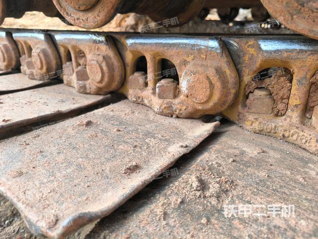 左側(cè)履帶整體?（行走機構(gòu)）