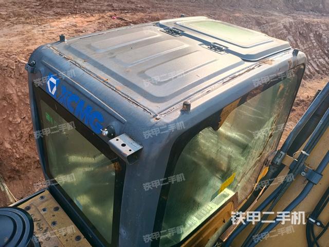 駕駛室頂部俯視（上車部件）