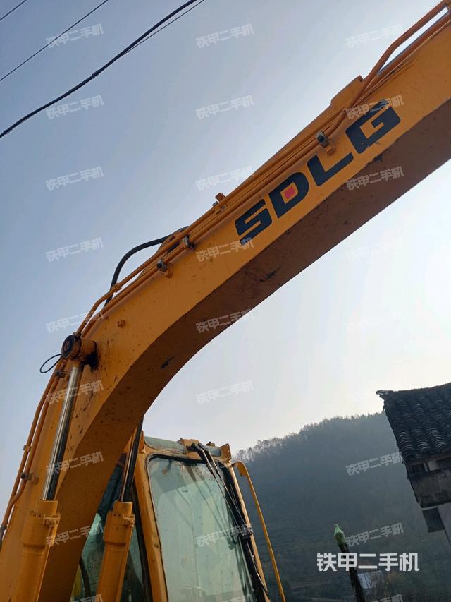 大臂整體?右側(cè)（工作和回轉(zhuǎn)裝置）