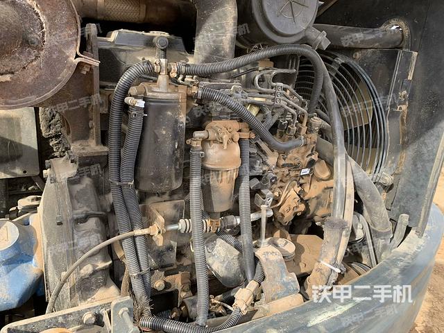 發(fā)動機(jī)整體俯視（整機(jī)外觀）