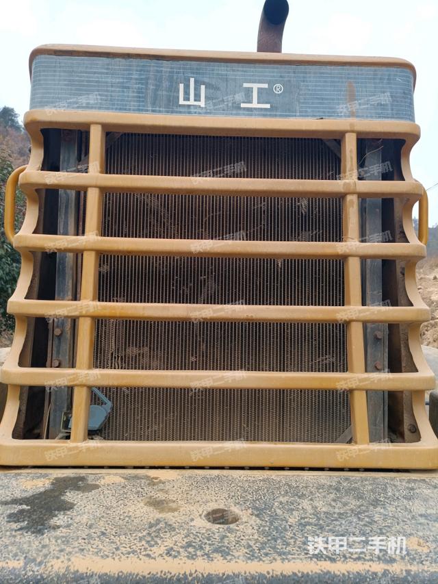 散熱器正面（動力系統(tǒng)）