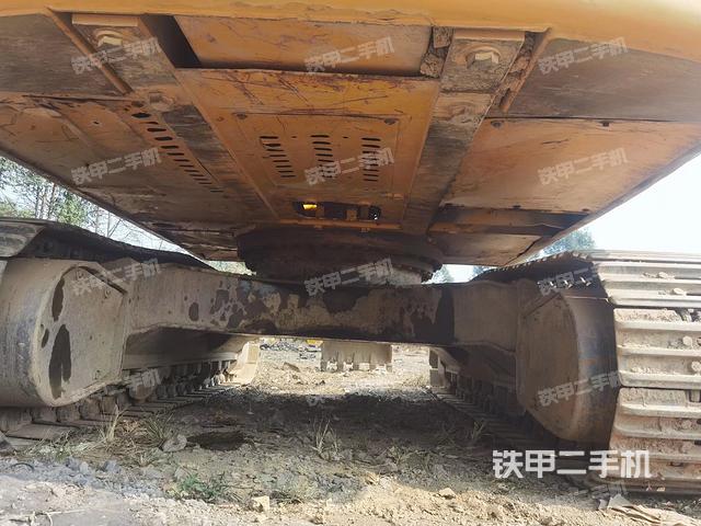 左托鏈輪和鏈筋（行走機(jī)構(gòu)）