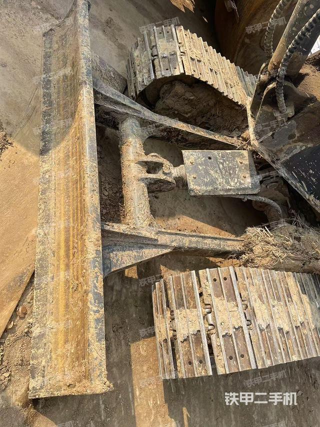 轉盤和下車架正前（工作和回轉裝置）