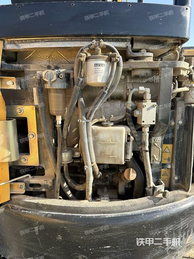 發(fā)動(dòng)機(jī)整體俯視(整機(jī)外觀) 發(fā)動(dòng)機(jī)整體俯視(整機(jī)外觀)