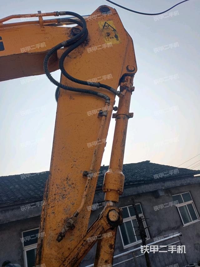 小臂整體左后（工作和回轉(zhuǎn)裝置）