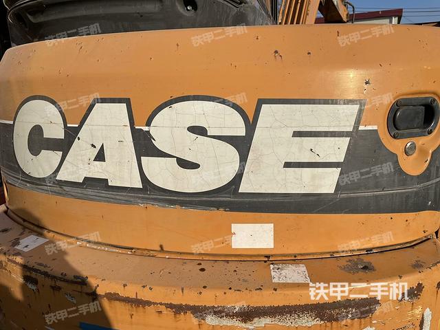 駕駛室頂部（整機外觀）