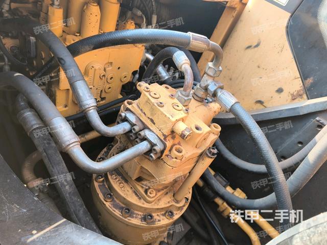 駕駛室頂部俯視（上車部件）