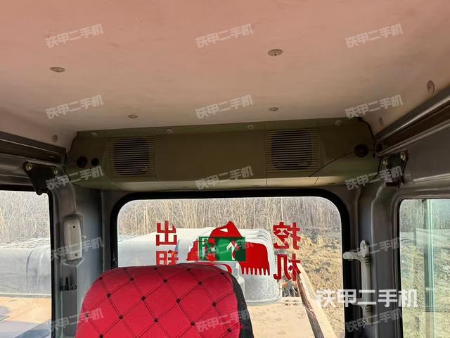 駕駛室頂部（整機(jī)外觀）