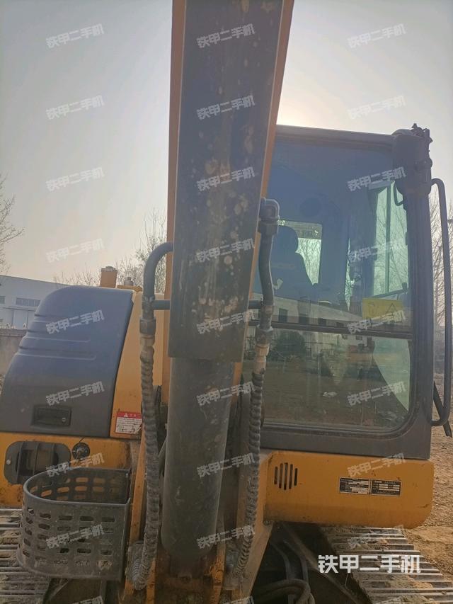 大臂根部?斜（工作和回轉裝置）