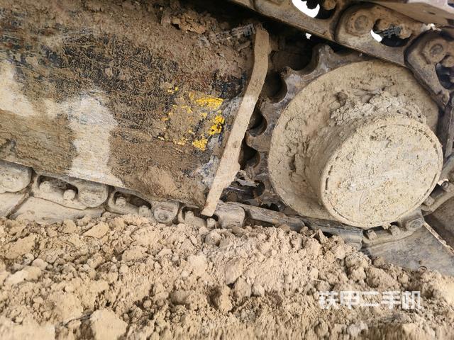 左驅(qū)動(dòng)輪（行走機(jī)構(gòu)）