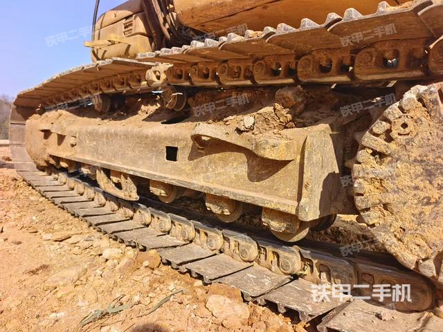 右側履帶整體（行走機構）