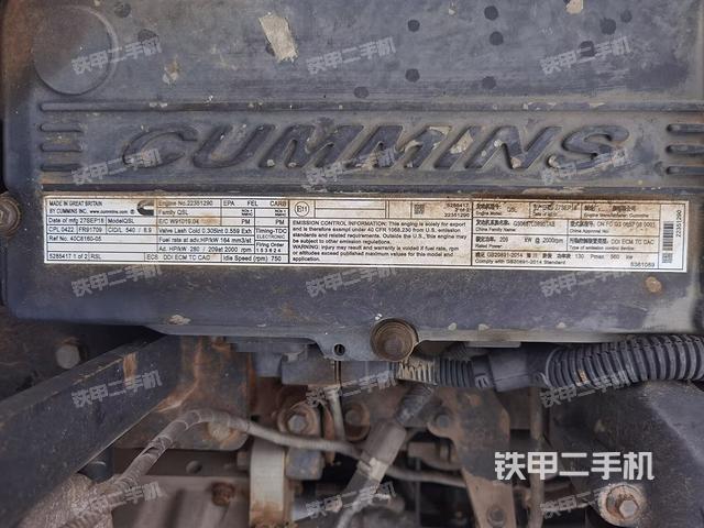 中央回轉(zhuǎn)接頭特寫（上車部件）