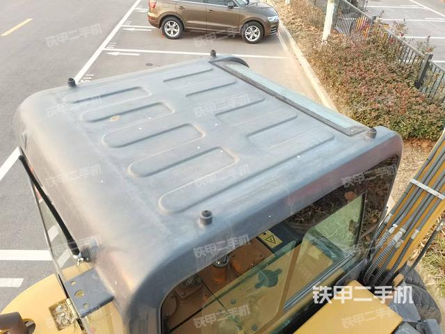 駕駛室頂部（整機(jī)外觀）