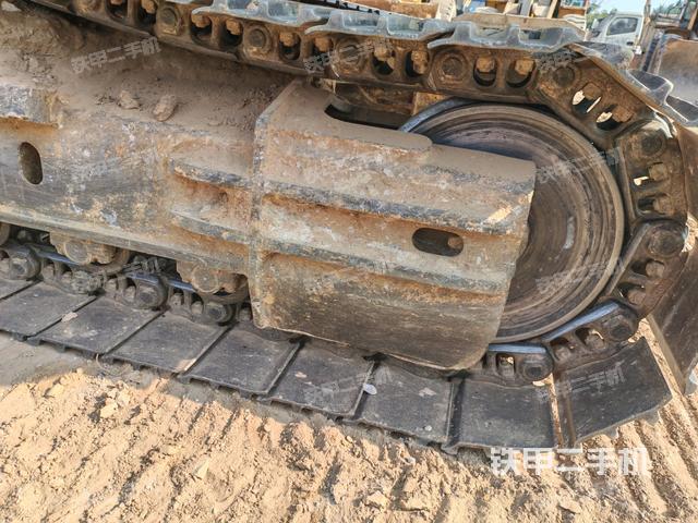 左驅(qū)動輪（行走機構）