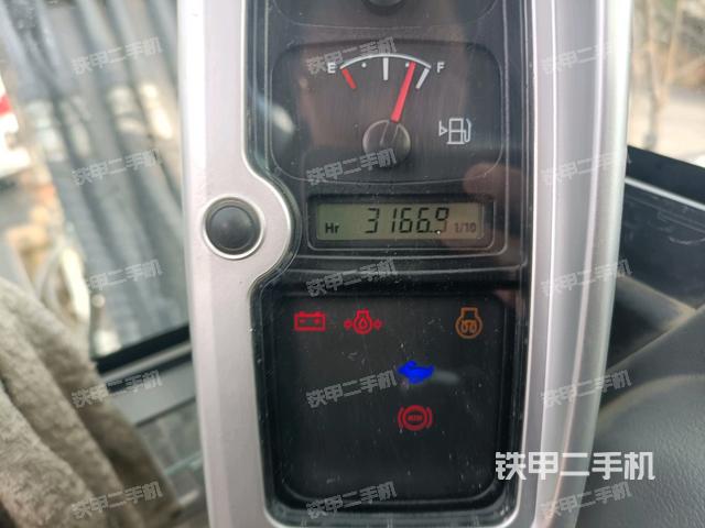 小時(shí)表(駕駛室部分) 小時(shí)表(駕駛室部分)