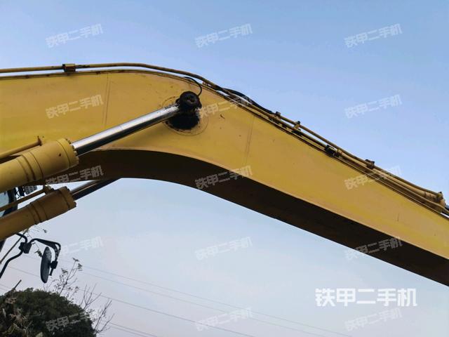 大臂整體?右側(工作和回轉裝置) 大臂整體?右側(工作和回轉裝置)