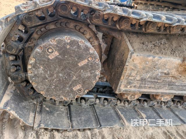 左側履帶整體?（行走機構）