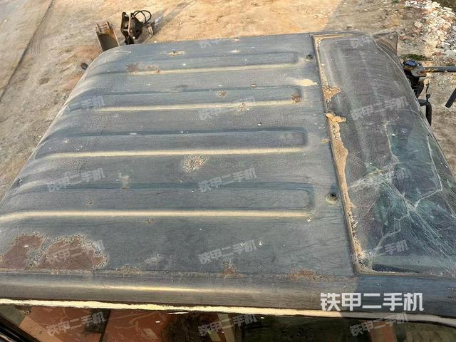 駕駛室頂部（整機(jī)外觀）