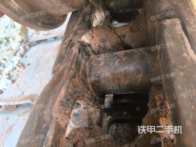 右側(cè)履帶整體（行走機構(gòu)）