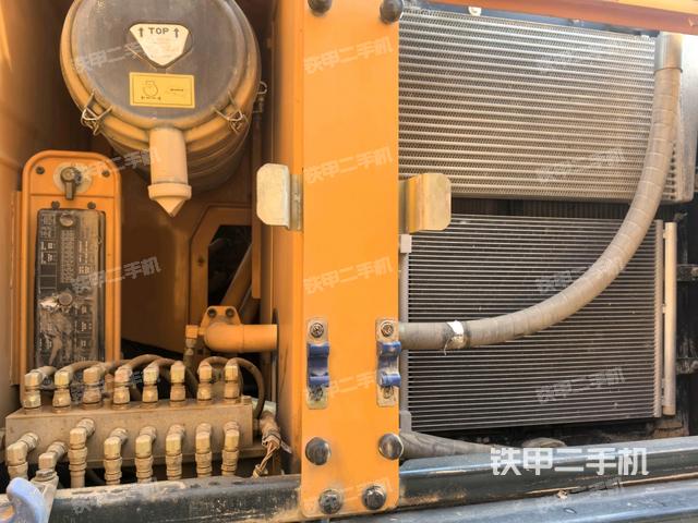 散熱器正面（大件艙室）