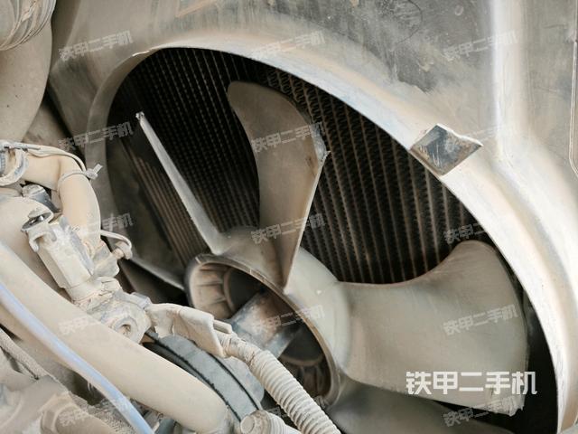 水箱+風(fēng)扇特寫(上車部件) 水箱+風(fēng)扇特寫(上車部件)