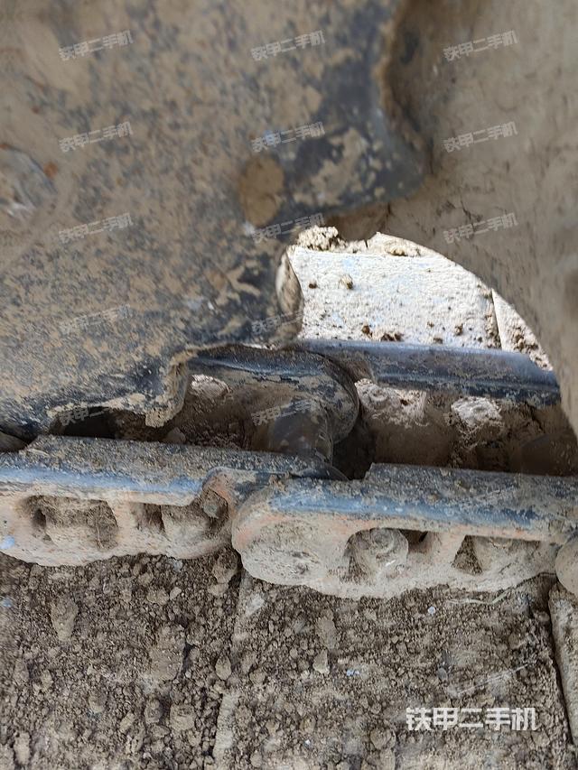 单侧履带整体（整机外观）