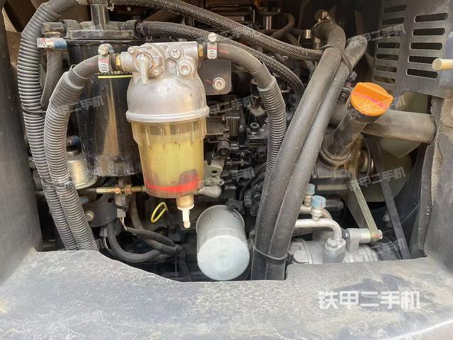 發(fā)動機整體俯視(整機外觀) 發(fā)動機整體俯視(整機外觀)