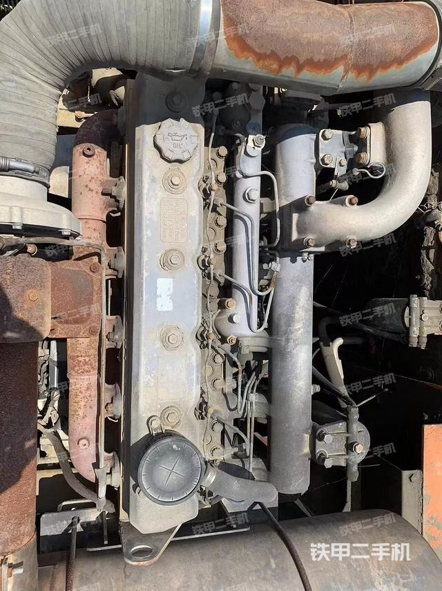 發(fā)動(dòng)機(jī)整體俯視（整機(jī)外觀）