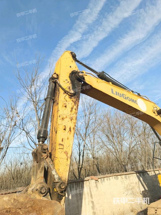 大臂整體?右側(cè)（工作和回轉(zhuǎn)裝置）