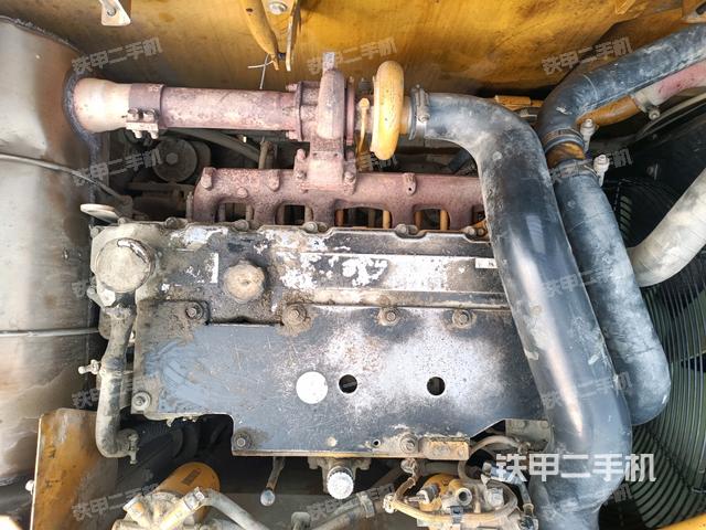 發(fā)動(dòng)機(jī)室(上車(chē)部件) 發(fā)動(dòng)機(jī)室(上車(chē)部件)