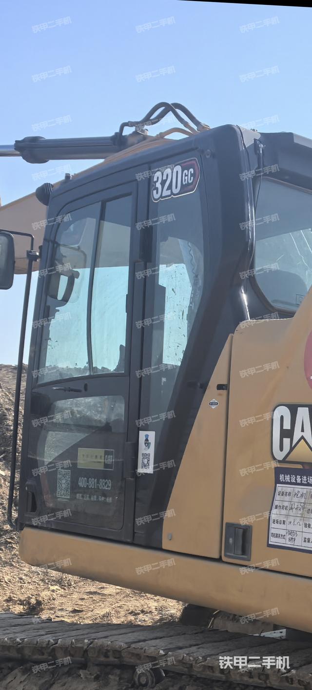 驾驶室整体（整机外观）