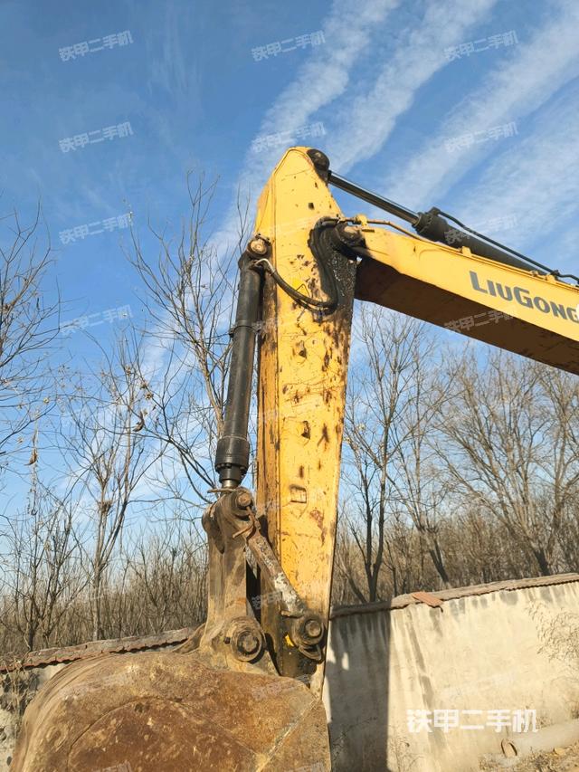 小臂整體左后（工作和回轉(zhuǎn)裝置）