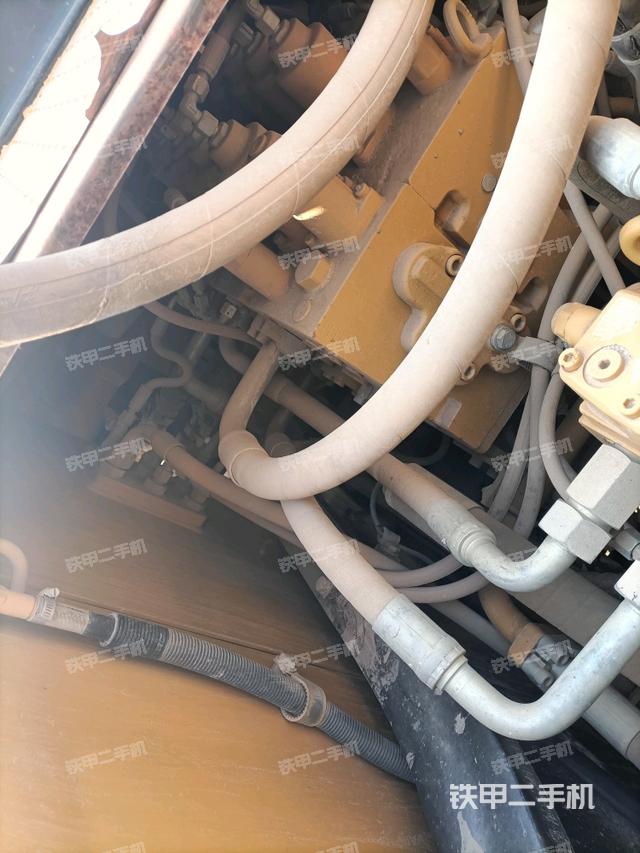 分配閥（上車部件）