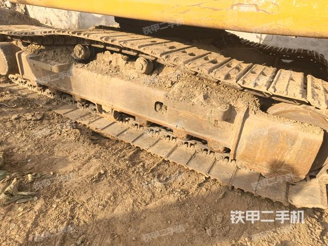 左側(cè)履帶整體?（行走機構(gòu)）