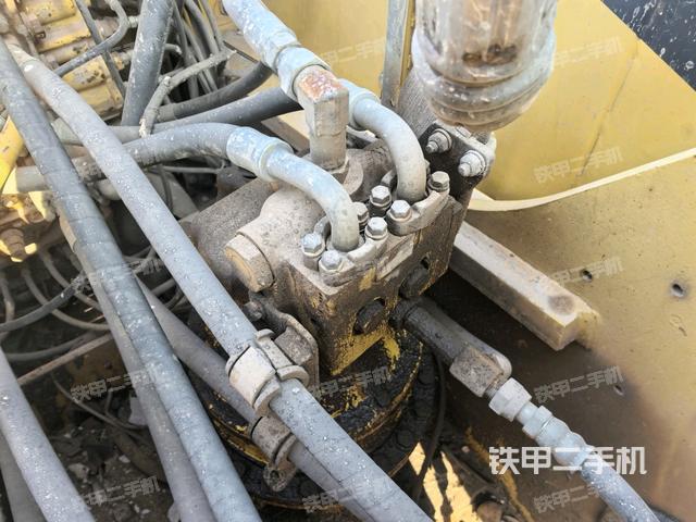 回轉(zhuǎn)馬達(dá)（上車(chē)部件）