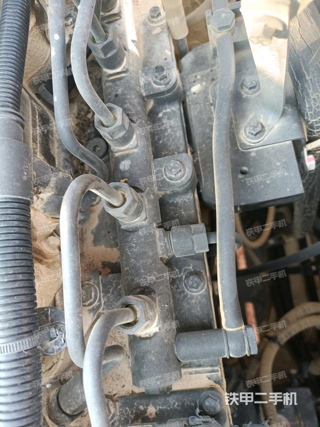 氣門室蓋螺絲特寫（上車部件）