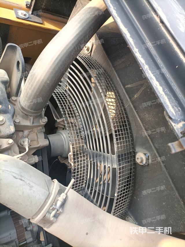 水箱+風扇特寫（上車部件）