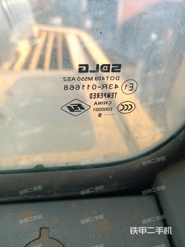 后窗玻璃角標(biāo)（駕駛室部分）