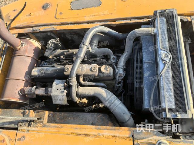 發(fā)動機整體俯視(整機外觀) 發(fā)動機整體俯視(整機外觀)