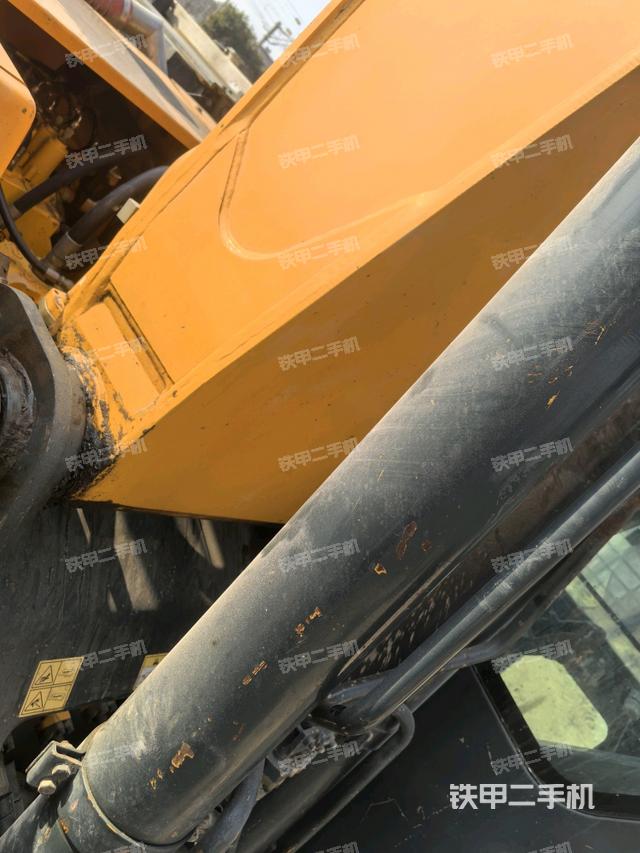 大臂根部?斜視（工作和回轉(zhuǎn)裝置）