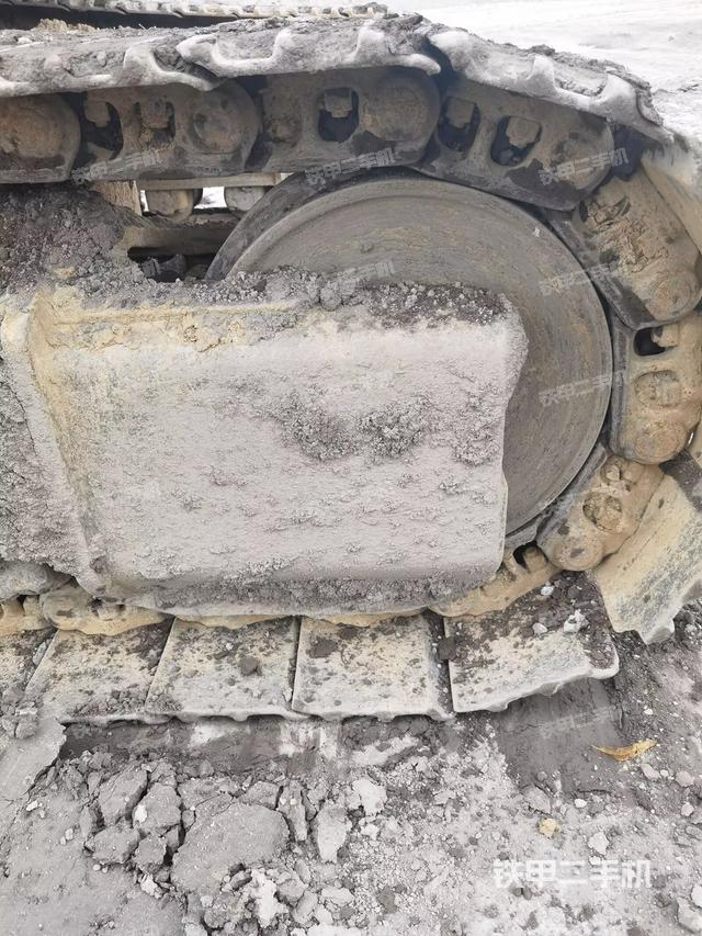 左側(cè)行走馬達(dá)蓋板（行走機(jī)構(gòu)）