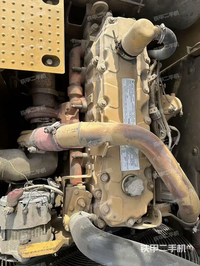 發(fā)動機(jī)整體俯視（整機(jī)外觀）