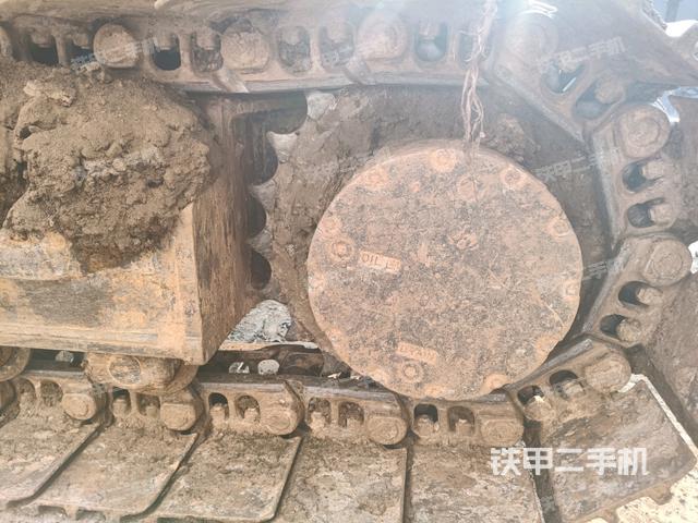 右驅(qū)動(dòng)輪（行走機(jī)構(gòu)）