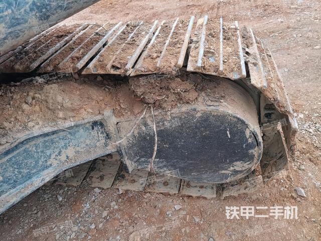 左側(cè)行走馬達(dá)蓋板（行走機(jī)構(gòu)）