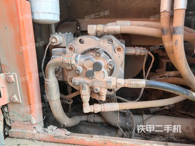 液壓泵室（大件艙室）