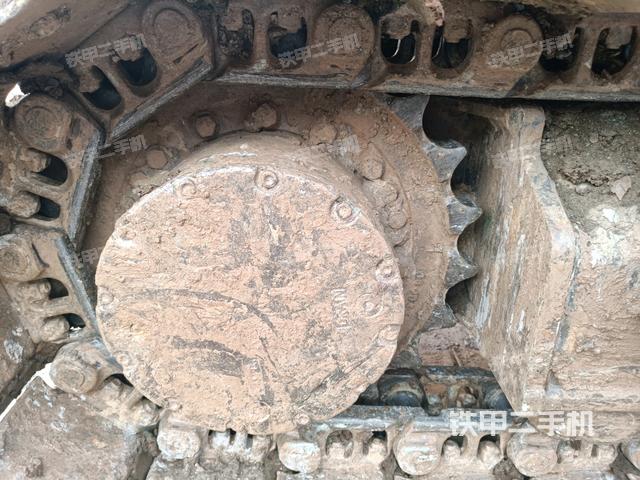 右導(dǎo)向輪（行走機(jī)構(gòu)）